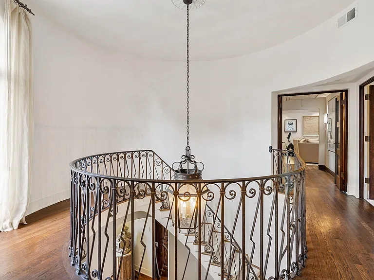3325 Inwood Dr — Photo 23