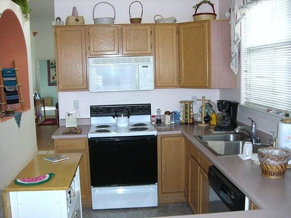 Spacious Kitchen