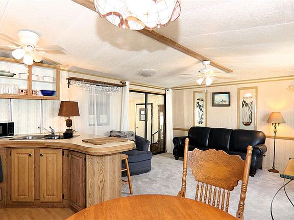3rd image of 118 N STARBOARD DRIVE