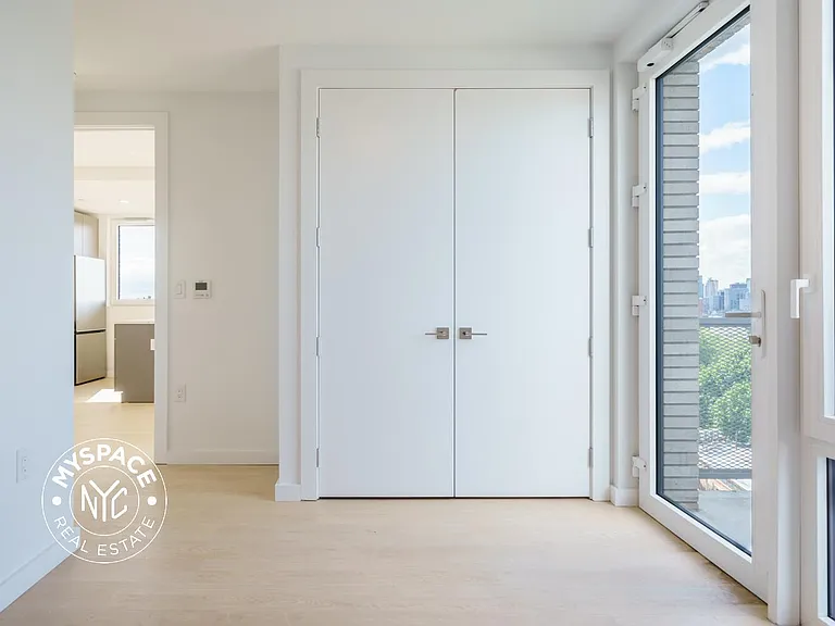 1499 Bedford Ave #2B — Photo 8