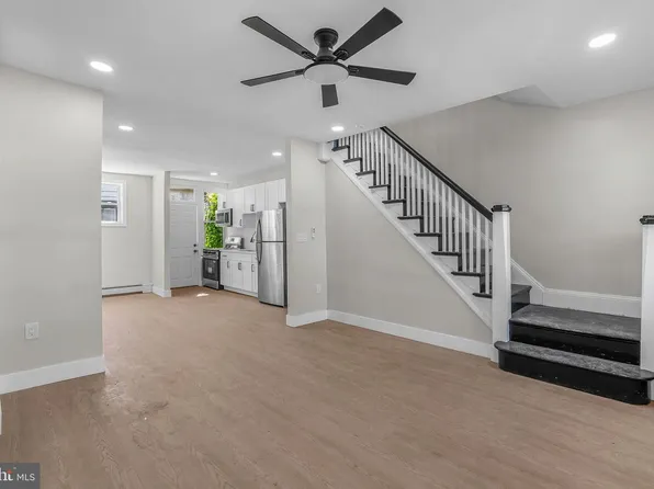 5532 Matthews St, Philadelphia, PA 19138