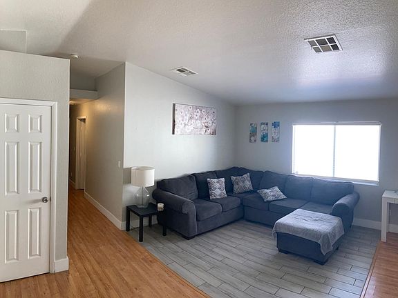 3rd image of 2112 Port Ave