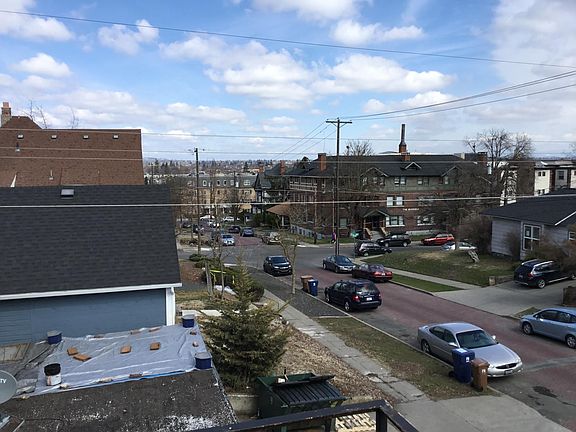 2nd image of 1906 W Pacific Ave #10