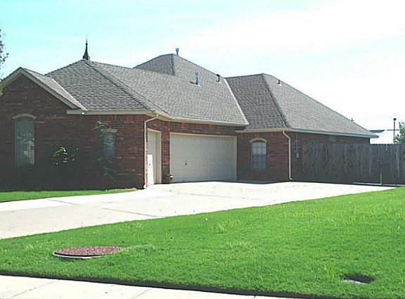 2nd image of 13104 Winding Vine Ln