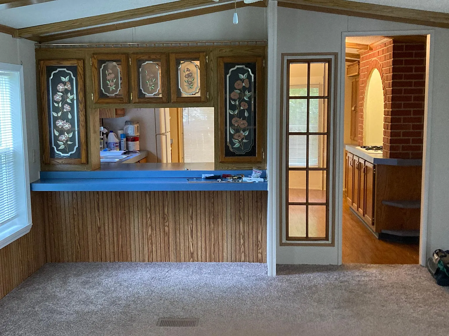 2 bed, 952 sqft, $850 — Photo 2