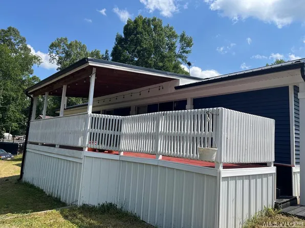 138 Ford Trl, Bracey, VA 23919