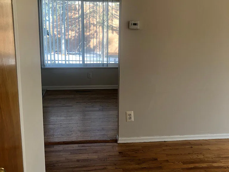 1301 W Lake Lansing Rd — Photo 5