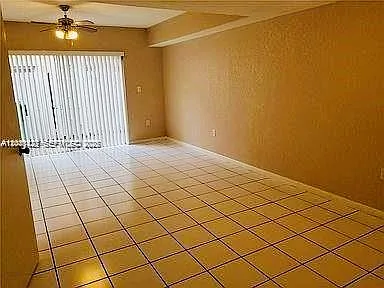 246 Riviera Cir #246 — Photo 12