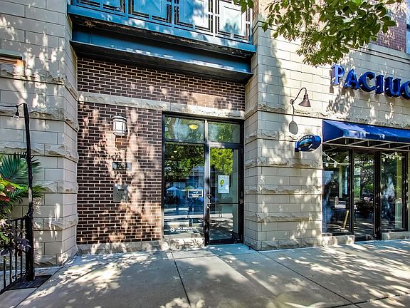 4th image of 2326 W Giddings St APT 303