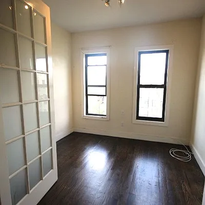 Rented by Nooklyn NYC LLC | media 62