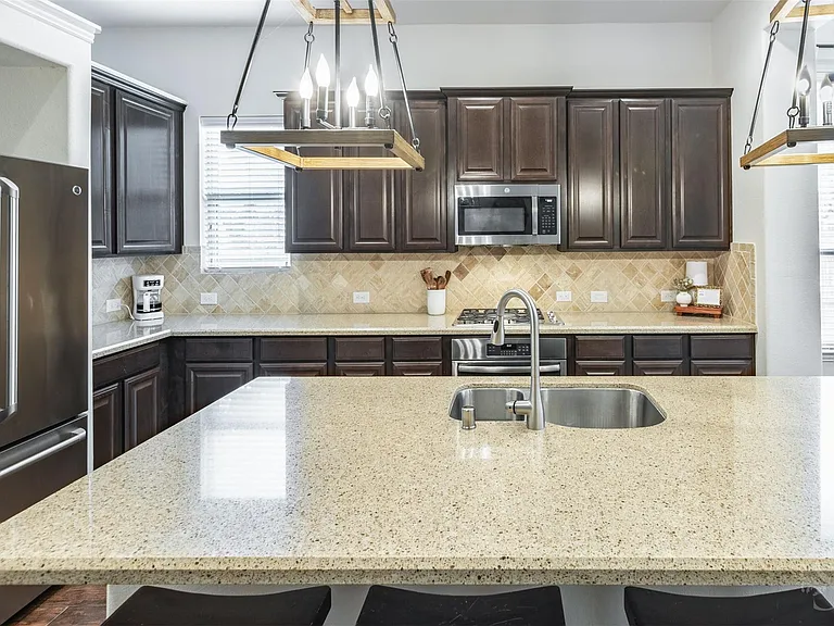 6003 Hedgepark Dr — Photo 21