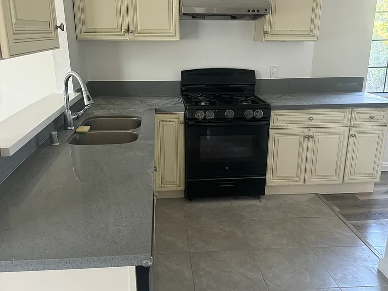 5026 Rosemead Blvd #G — Photo 8