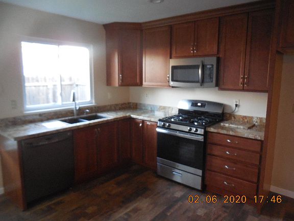 2nd image of 6411 Twin Wood Way