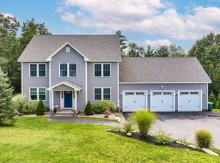 33 Whitman Dr, Rochester, NH 03839