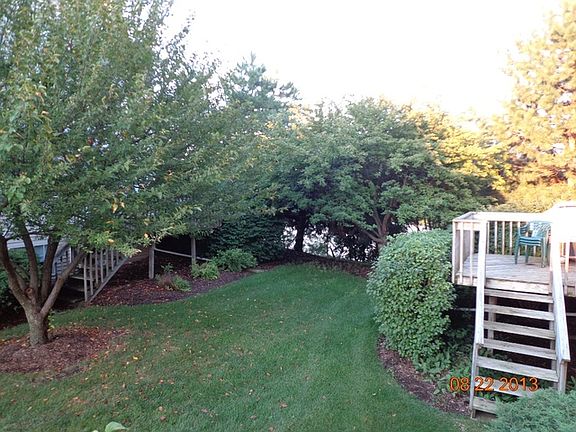 5th image of 413 Lowell Dr
