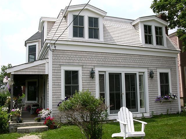 Front side faces the ocean