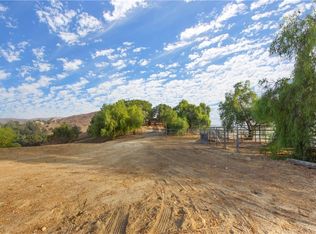 10333 La Canada Way, Sunland, CA 91040