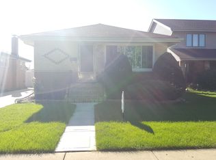 3720 Elder Ln, Schiller Park, IL 60176