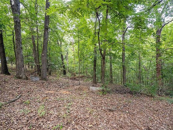 3rd image of Cook Ln #22
