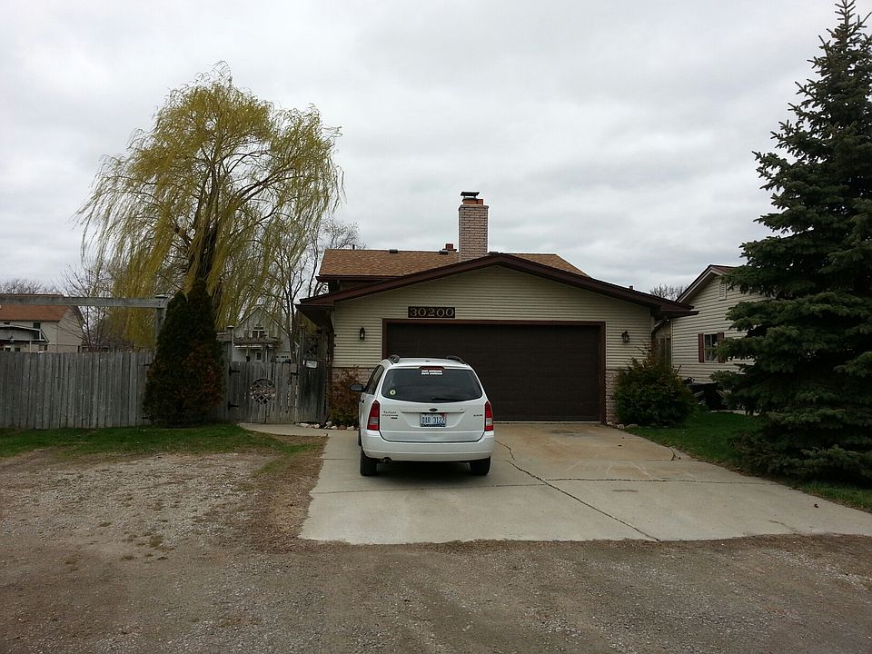 1st image of 30200 Pointe Dr