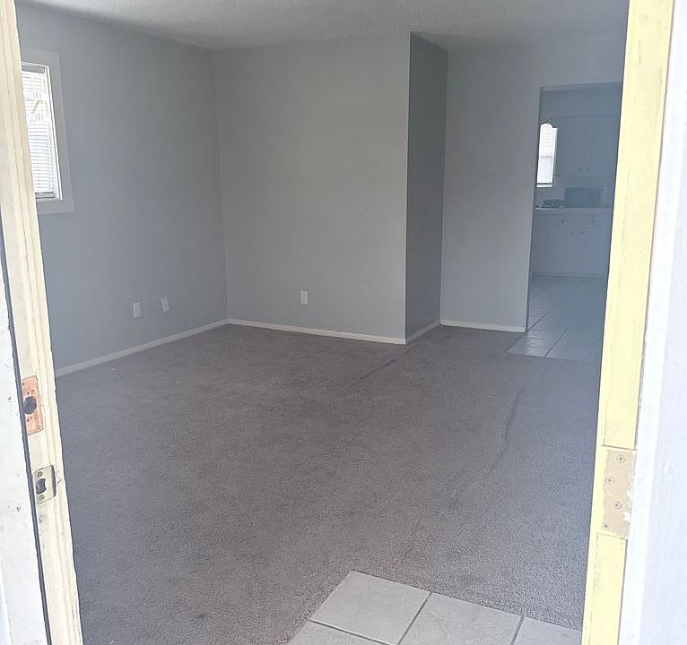 1st image of 1935 W Stone St Unit 201