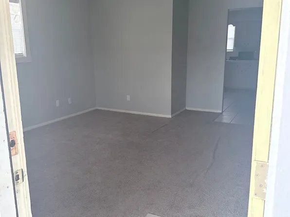 1935 W Stone Street, 1935 W Stone St Unit 201, Fayetteville, AR 72701