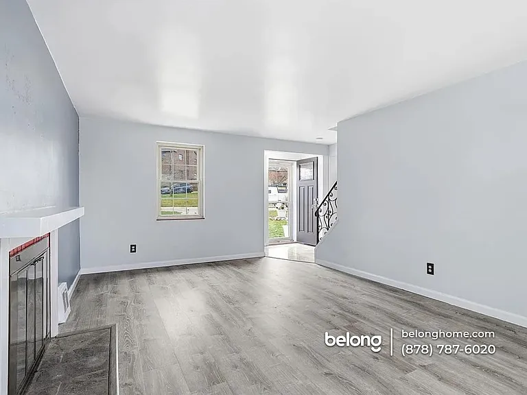 5240 Orchard Hill Dr — Photo 3