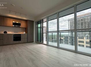 120 Broadway Ave #1102, Toronto, ON M4P 1V8