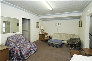 4th image of 614 W Lovell St