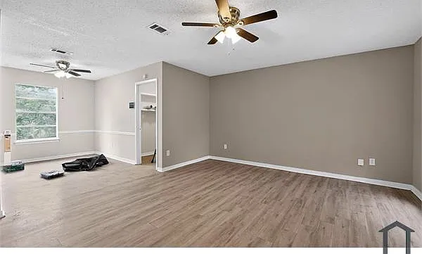 1704 Brookhollow Cir — Photo 5
