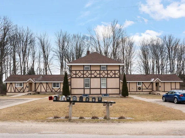 8300 E 30th Rd, Cadillac, MI 49601