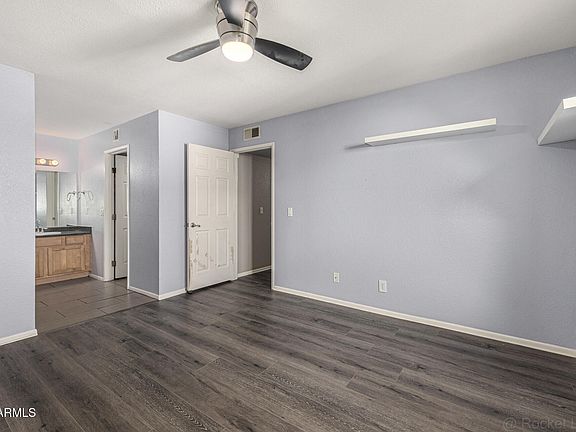 3rd image of 1340 N RECKER Road #207