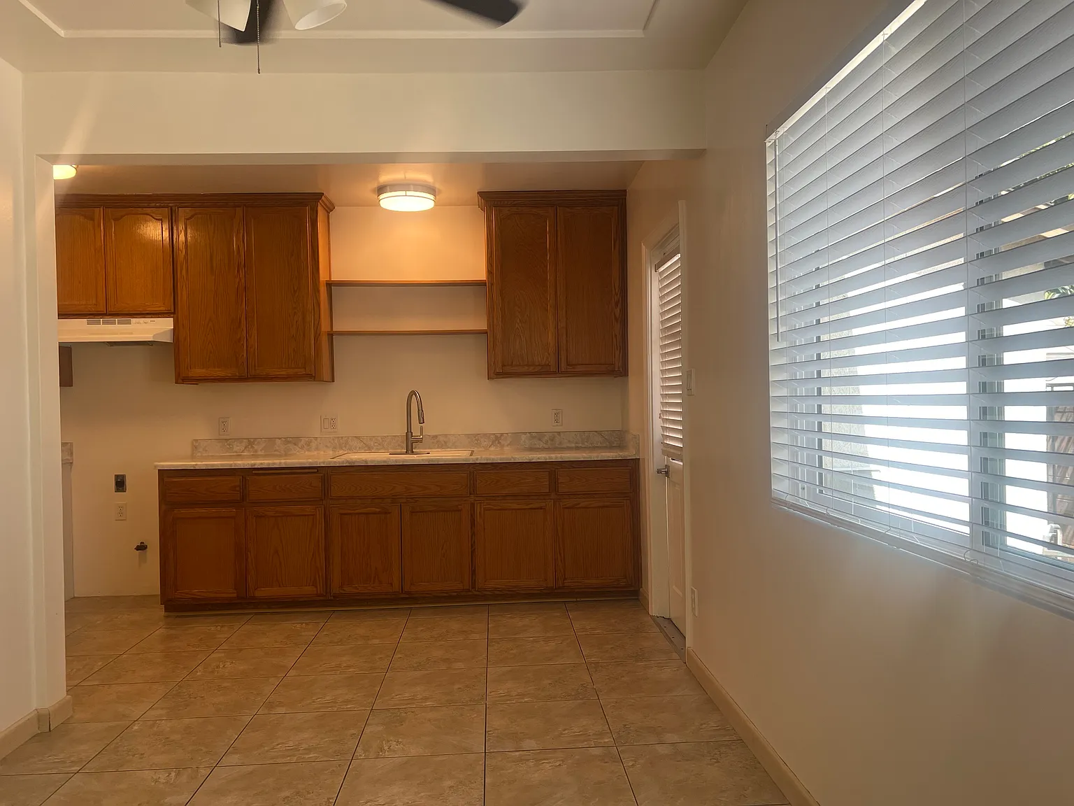 3 bed, 1517 sqft, $3,100 — Photo 3