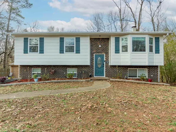 724 Country Club Trl, Gardendale, AL 35071