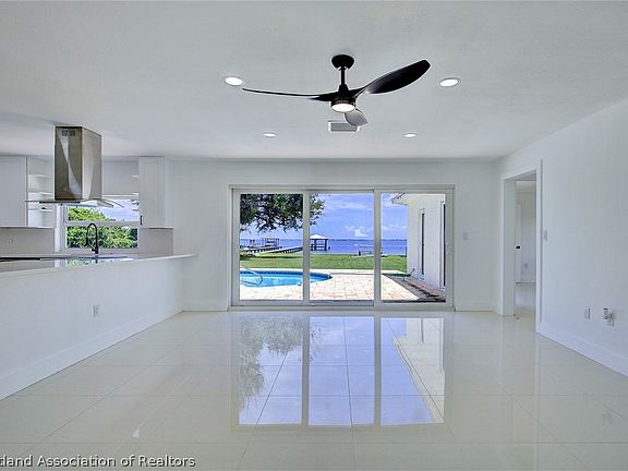2nd image of 107 Lakefront Ln NW