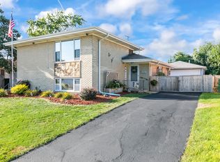 4338 Henry St, Oak Forest, IL
