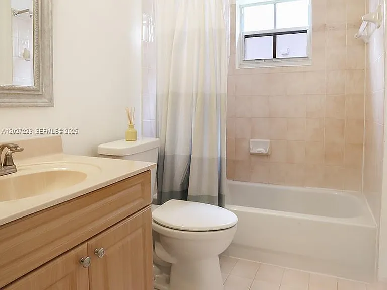 873 Sand Creek Cir — Photo 21