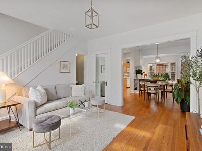 2009 37th St NW, Washington, DC, 20007