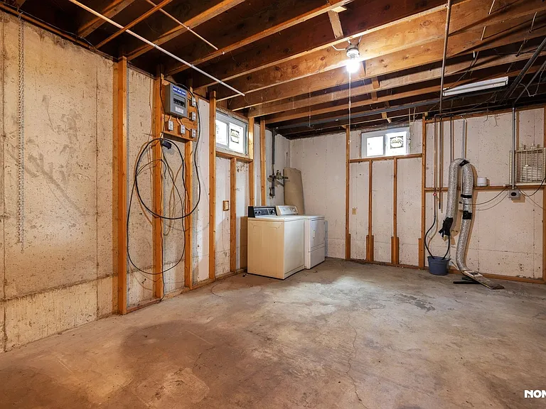 3636 Royal Dr — Photo 24