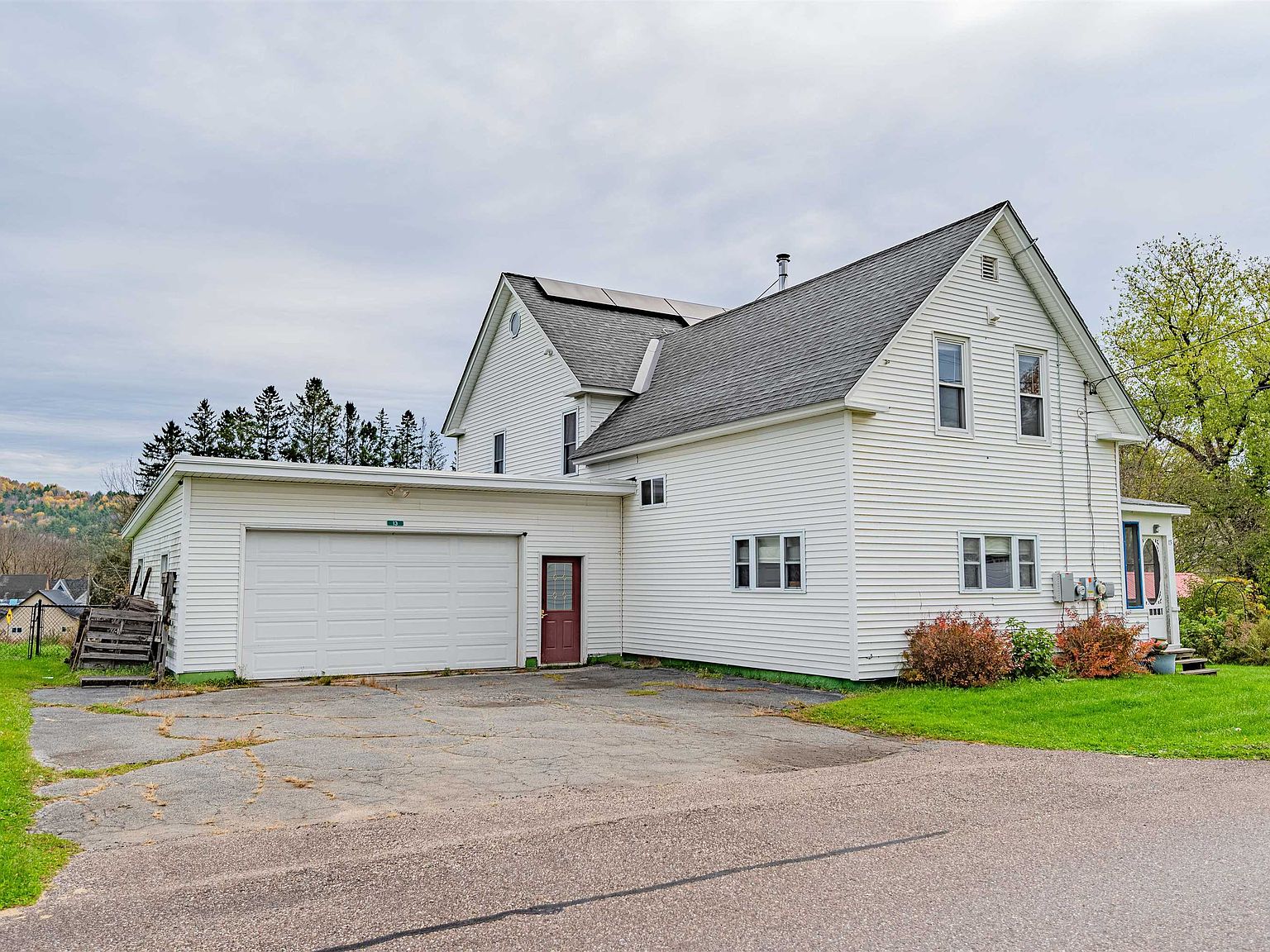 13 Church Street, Barre, VT 05641 Zillow