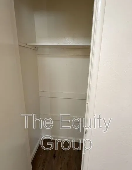 352 S Blackstone St #8 — Photo 4