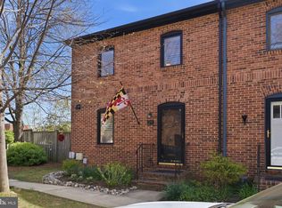 21 City Gate Ln, Annapolis, MD 21401