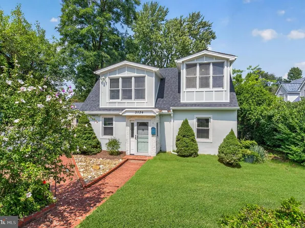 3134 Clayborne Ave, Alexandria, VA 22306