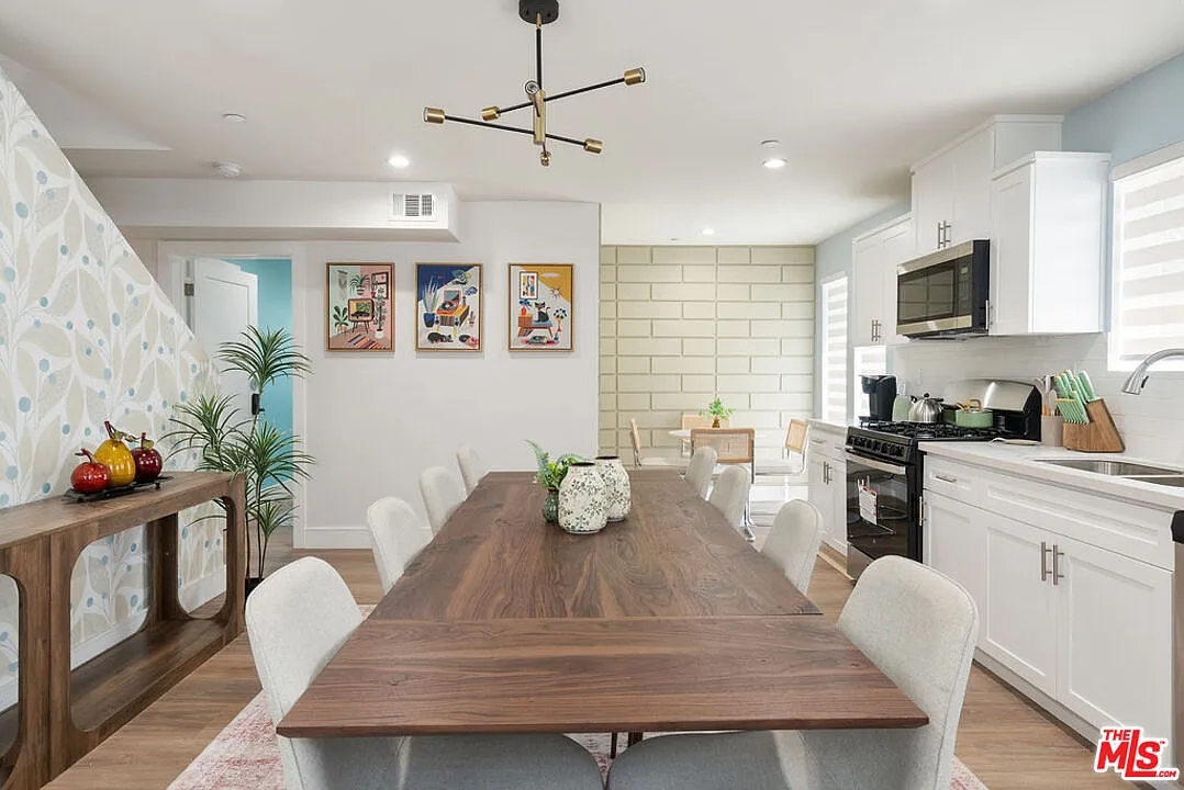 15 bed, 15.0 bath, 3871 sqft, $23,250 — Photo 3