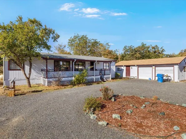 11615 Michael Rd, Central Point, OR 97502