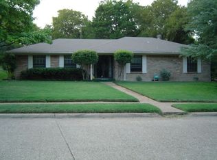 9845 Ash Creek Dr, Dallas, TX 75228