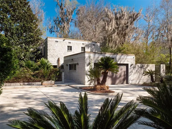 2103 NW 24th St, Gainesville, FL 32605