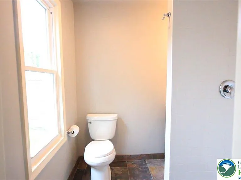 71 W Goepp St — Photo 20