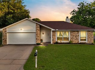 7357 Channel View Dr, Fort Worth, TX 76133