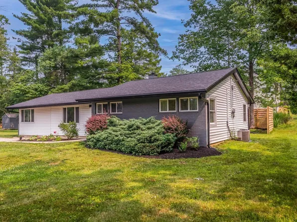 2101 E Covenanter Dr, Bloomington, IN 47401